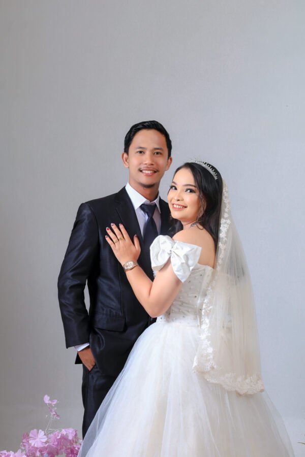 Anto & Ratna